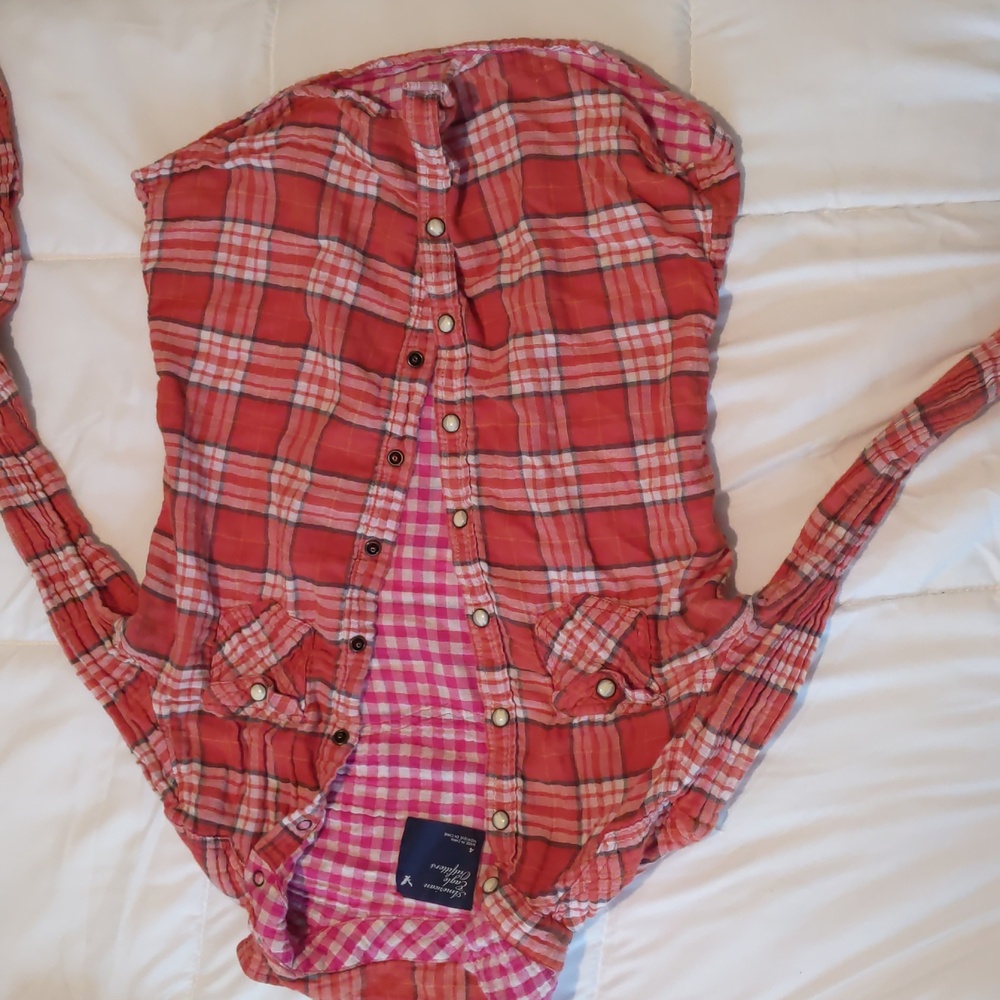 American eagle flannel size 4 orange and pink